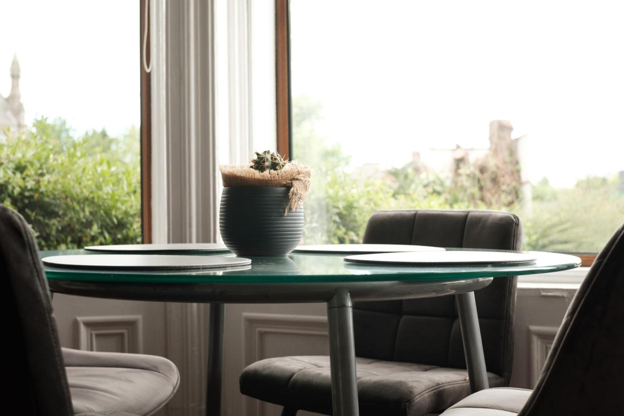 Antrim Road Apartments 벨파스트 외부 사진
