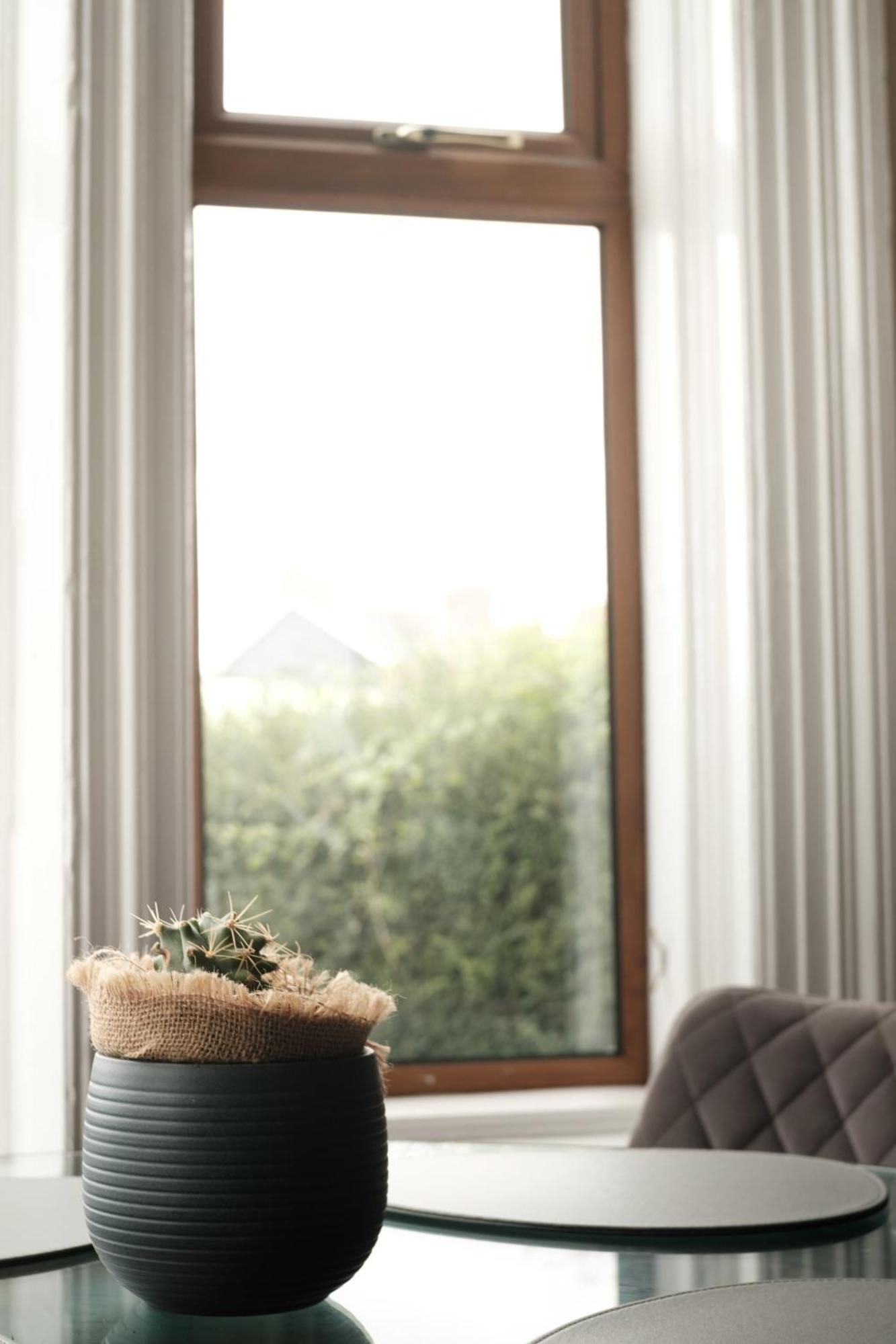Antrim Road Apartments 벨파스트 외부 사진