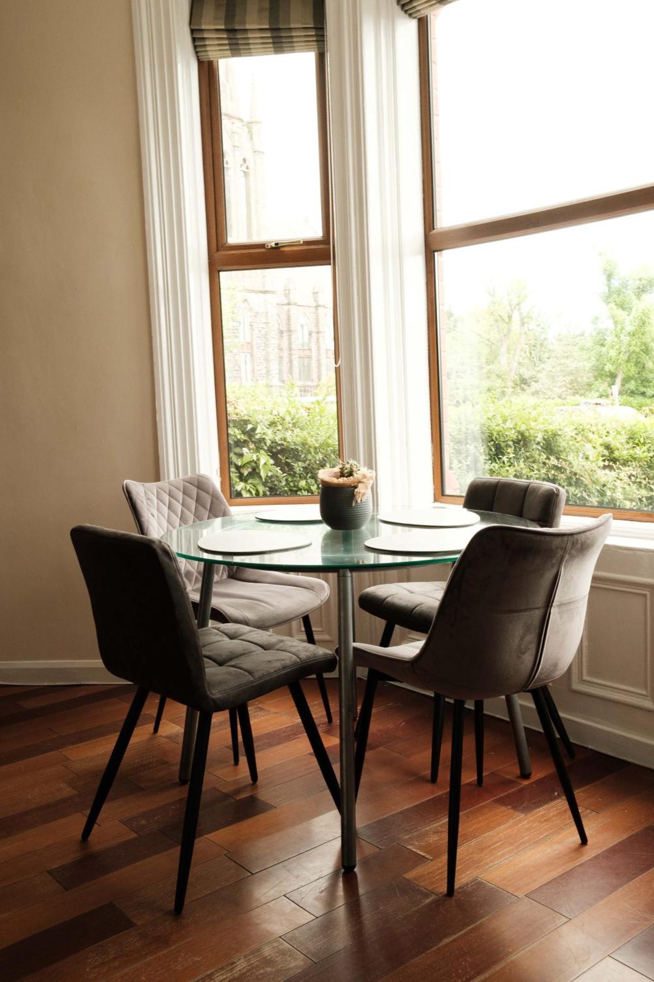 Antrim Road Apartments 벨파스트 외부 사진